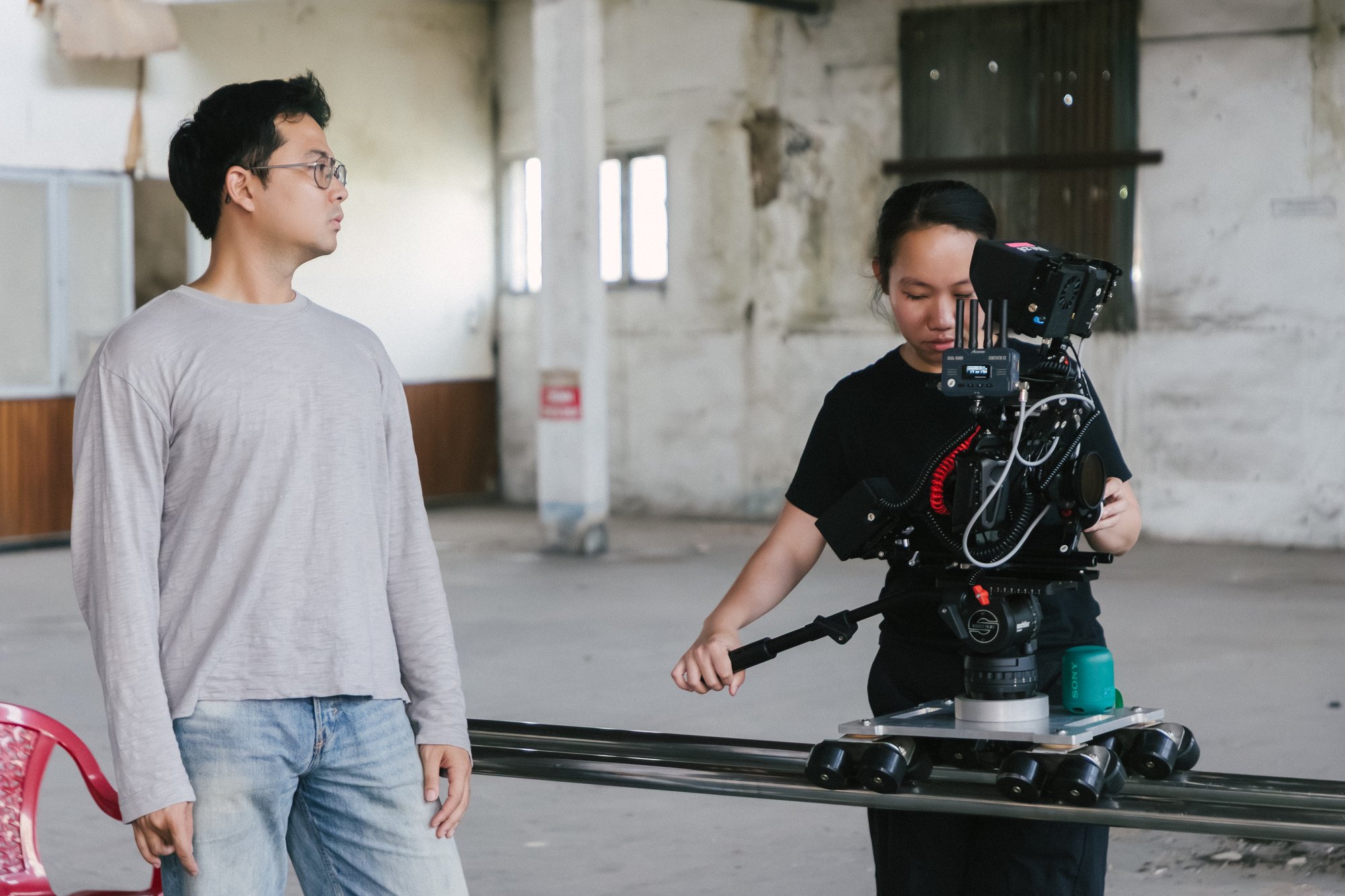 Gimbal operator tracking talent in a warehouse