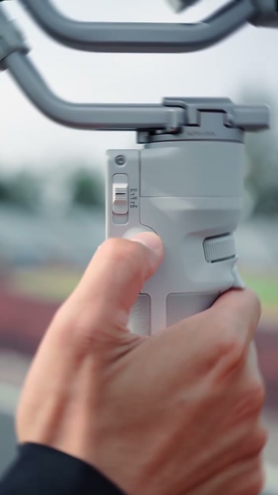 DJI RS Mini 4 — Tada